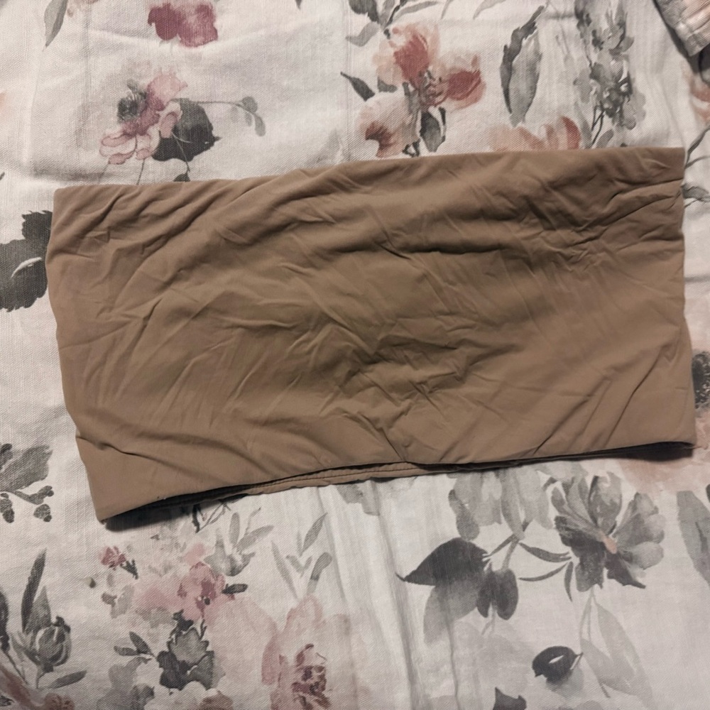 Skims 4x strapless bra